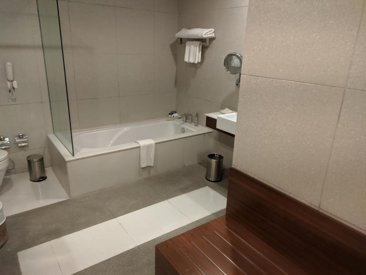 Fortune Select Global, Gurugram - Member Itc Hotels' Group Гургаон Екстериор снимка