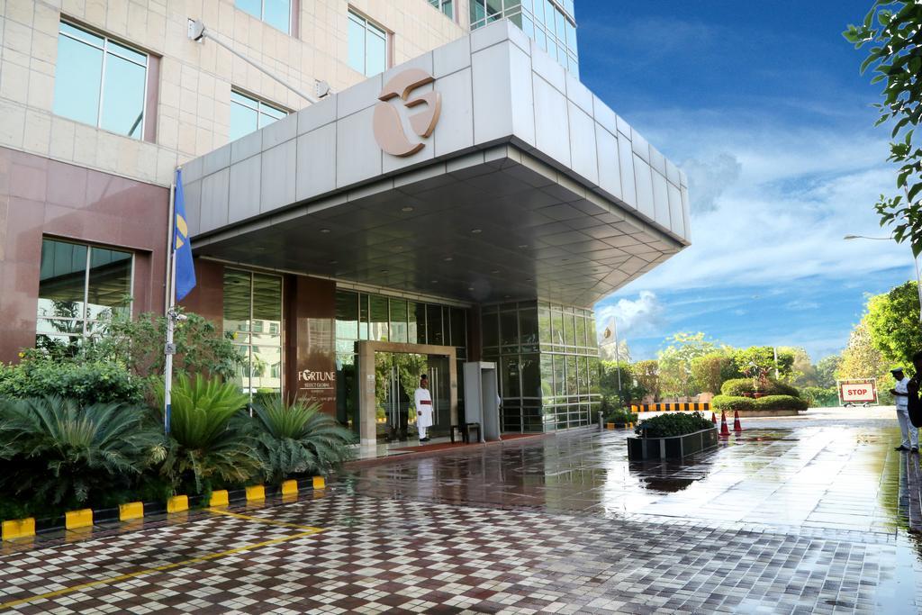 Fortune Select Global, Gurugram - Member Itc Hotels' Group Гургаон Екстериор снимка